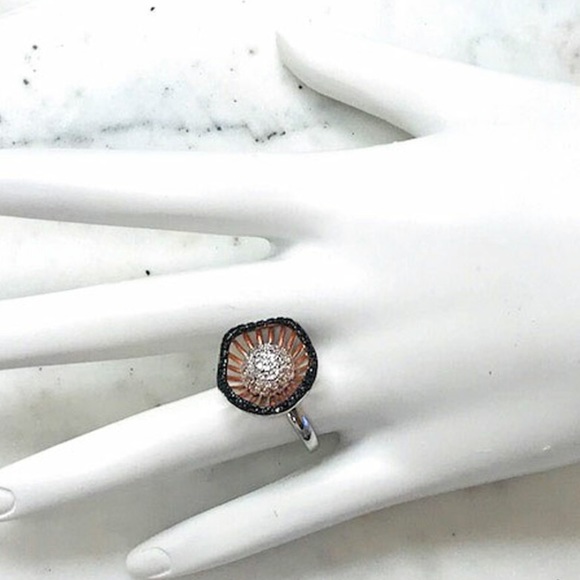 Rose Gold/ Vermeil Lotus Blossom Ring-Boutique-size 6 - Picture 2 of 6
